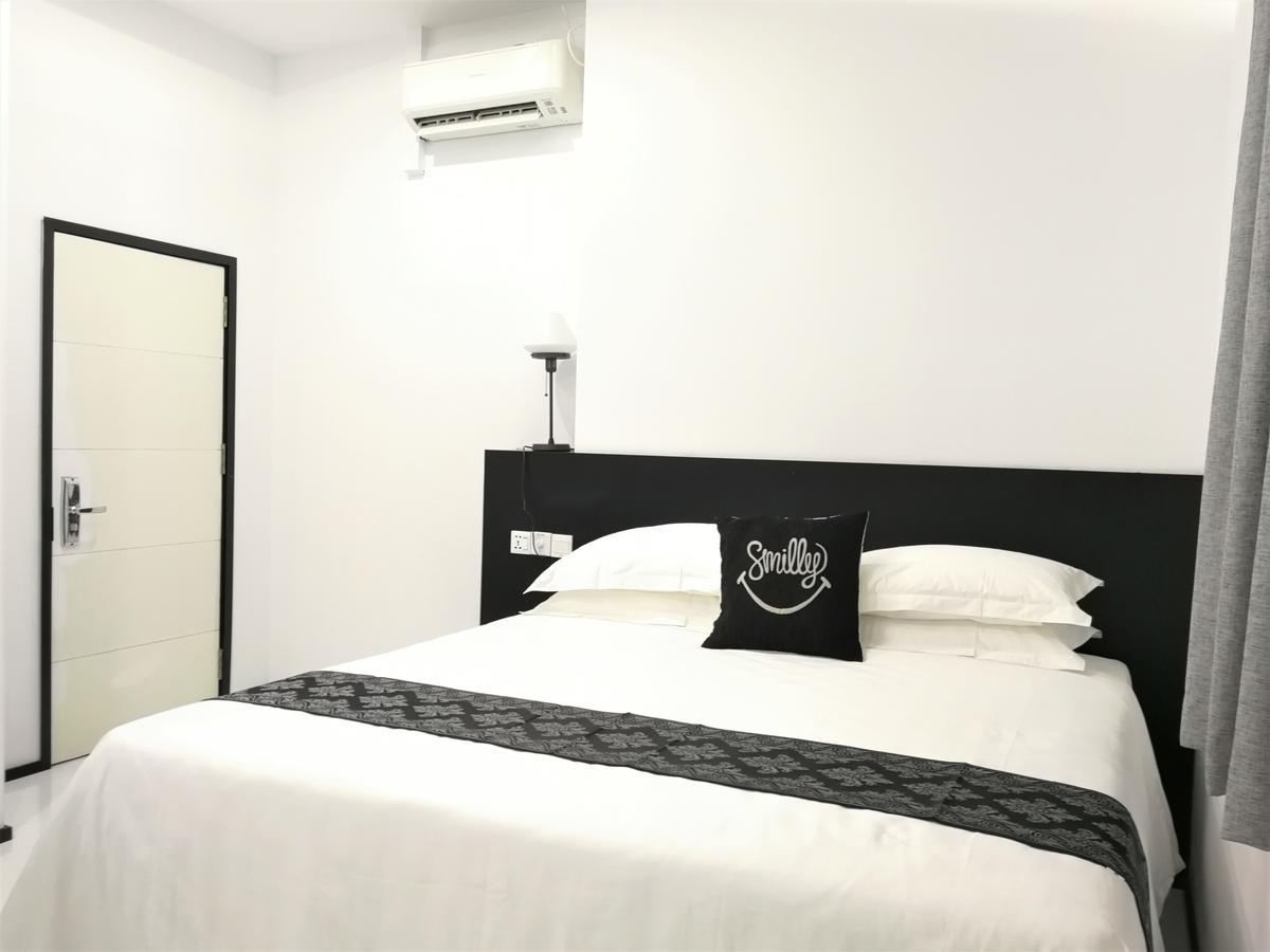 Yama Hotel & Rooftop Bar Yangon Exteriör bild
