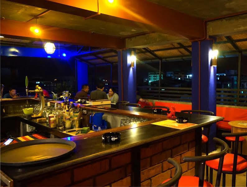 Yama Hotel & Rooftop Bar Yangon Exteriör bild